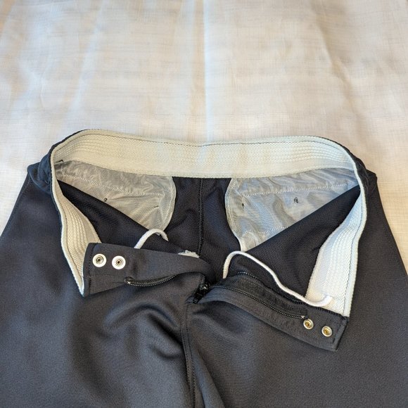 Large Mizuno Performance Women's Black Sports Athletic Pants - Picture 3 of 6